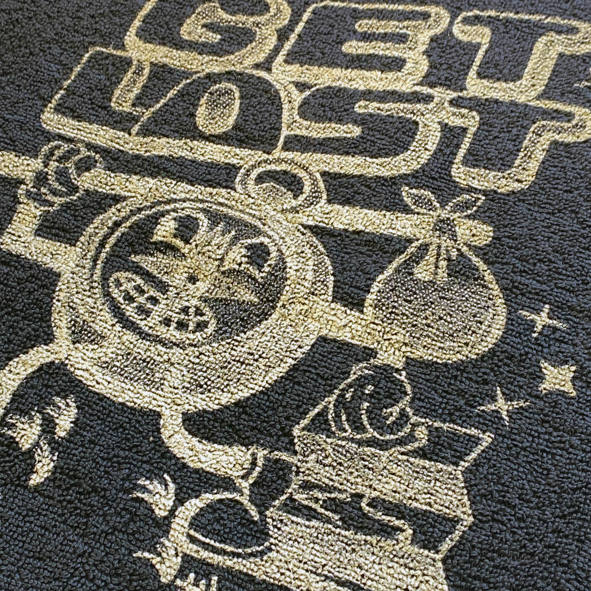 LOST TOWEL (Black) - Image 3